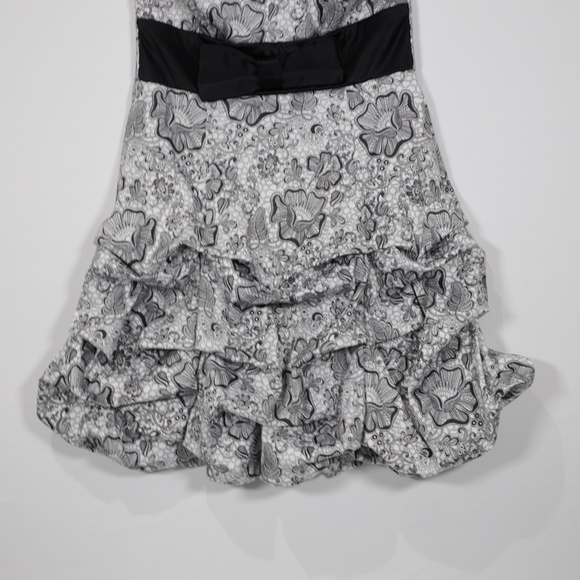 Ruby‎ Rox Women's Floral Woven Bubble Cocktail Mini Dress Black/White Size 5 - Picture 3 of 8
